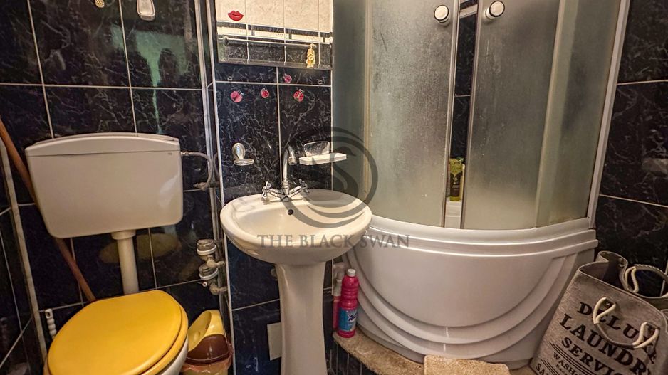 Apartament cu 3 camere de vanzare | Mobilat | Malu Rosu | Comision 0% - Poză 12
