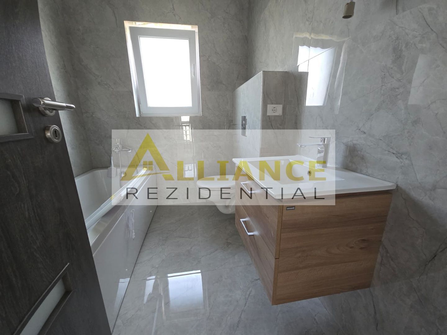 Vila 5 Camere | La 100 m de Blv. - Poză 12