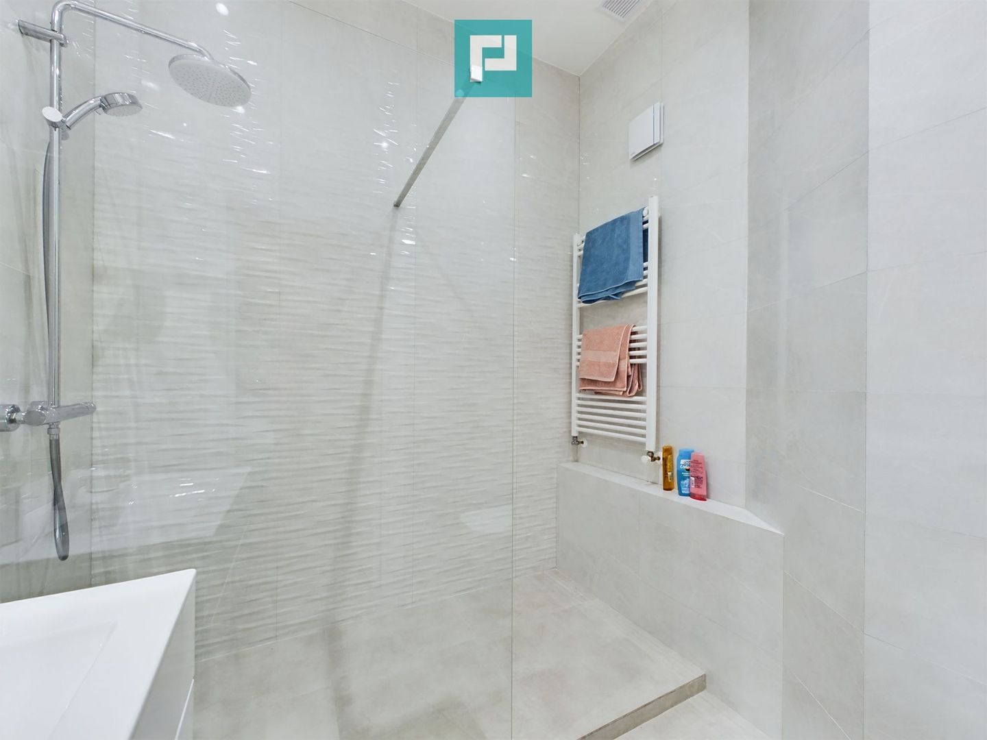 Apartament 3 camere premium, Bulevardul Revoluției - Poză 9