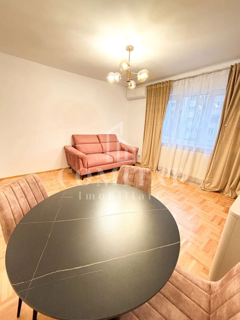 Apartament cu 4 camere de vânzare zona Minerva - Poză 1