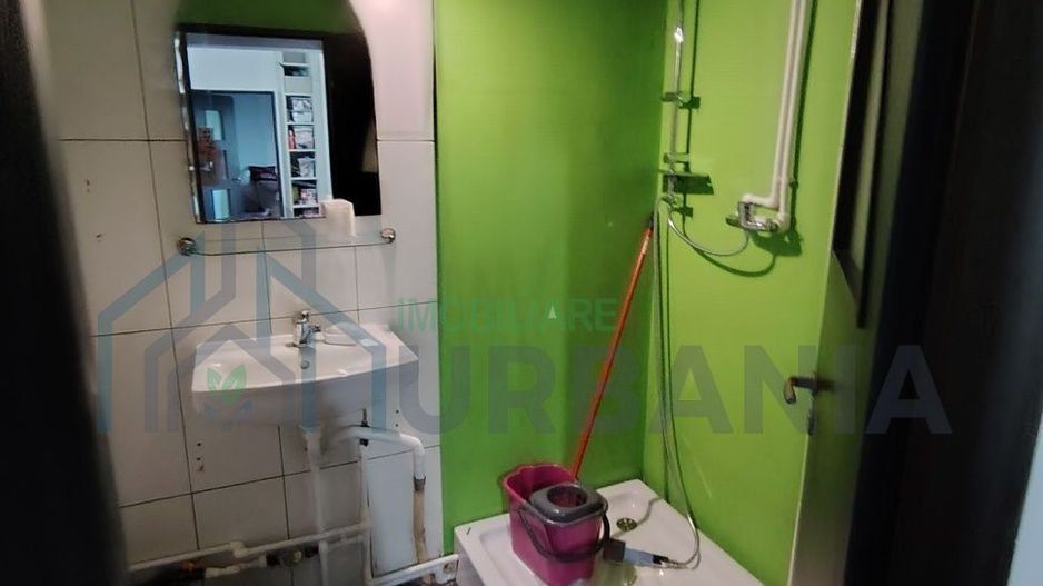 Apartament 4 camere, decomandat, zona Mircea cel Bătrân, etaj 4/4, 74,9 mp - Poză 3