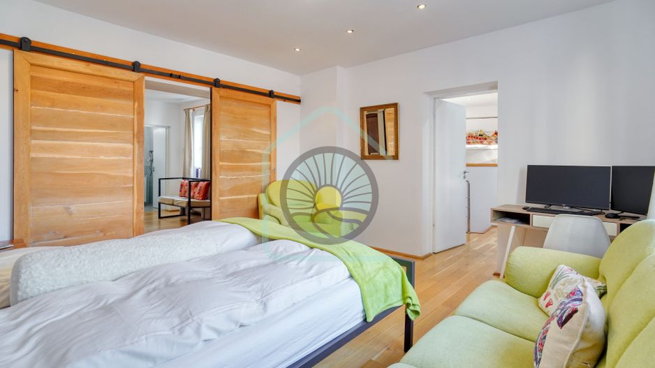 CASA INDIVIDUALA- DEALUL CETATII BRASOV - Poză 5