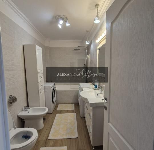 Apartament de vanzare 3 camere, 66 mp, 2 bai, balcon, 2 parcari - Poză 13