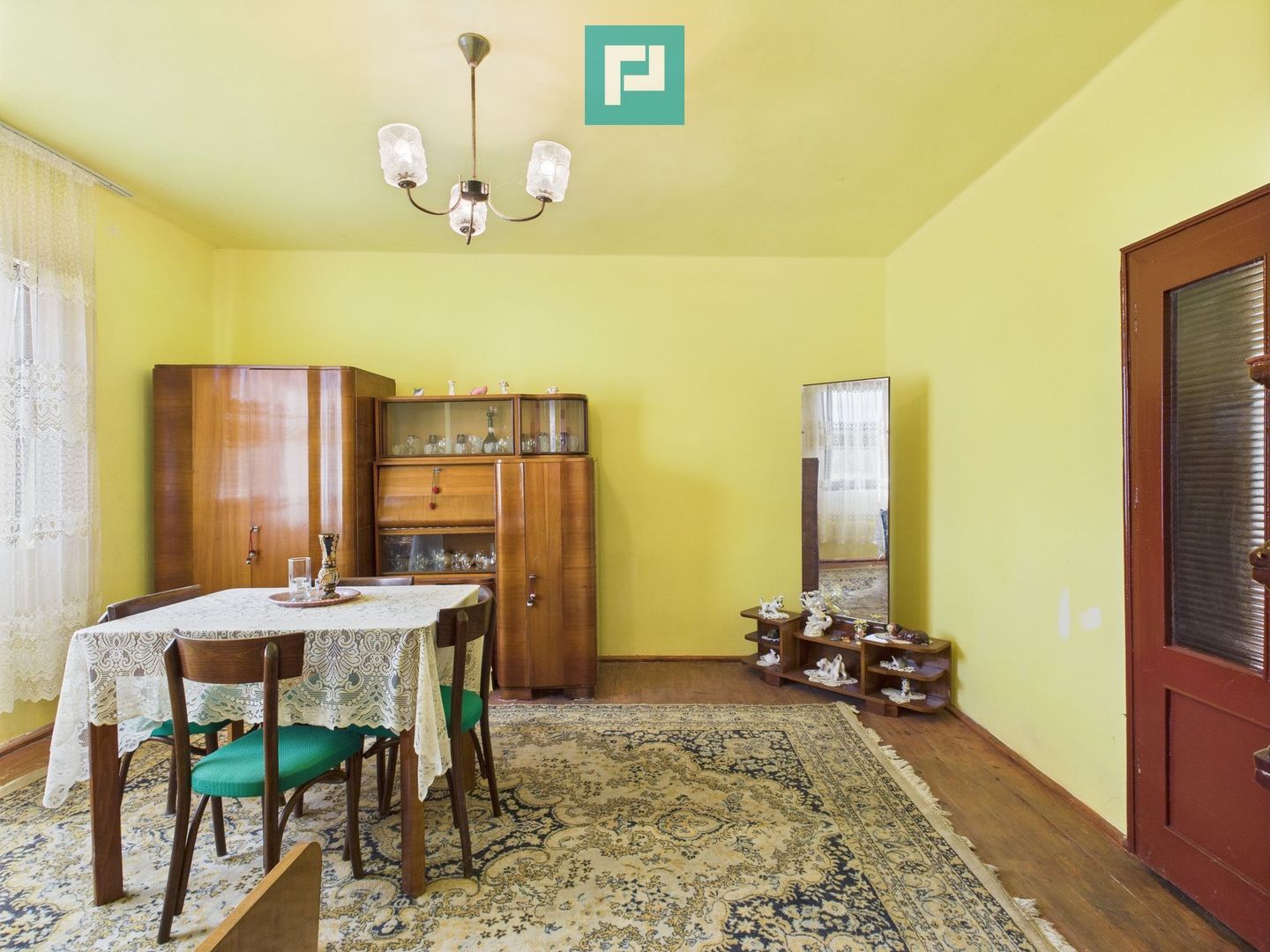 Casă cu teren de 4707 mp în Hălmăgel, județul Arad - Poză 6