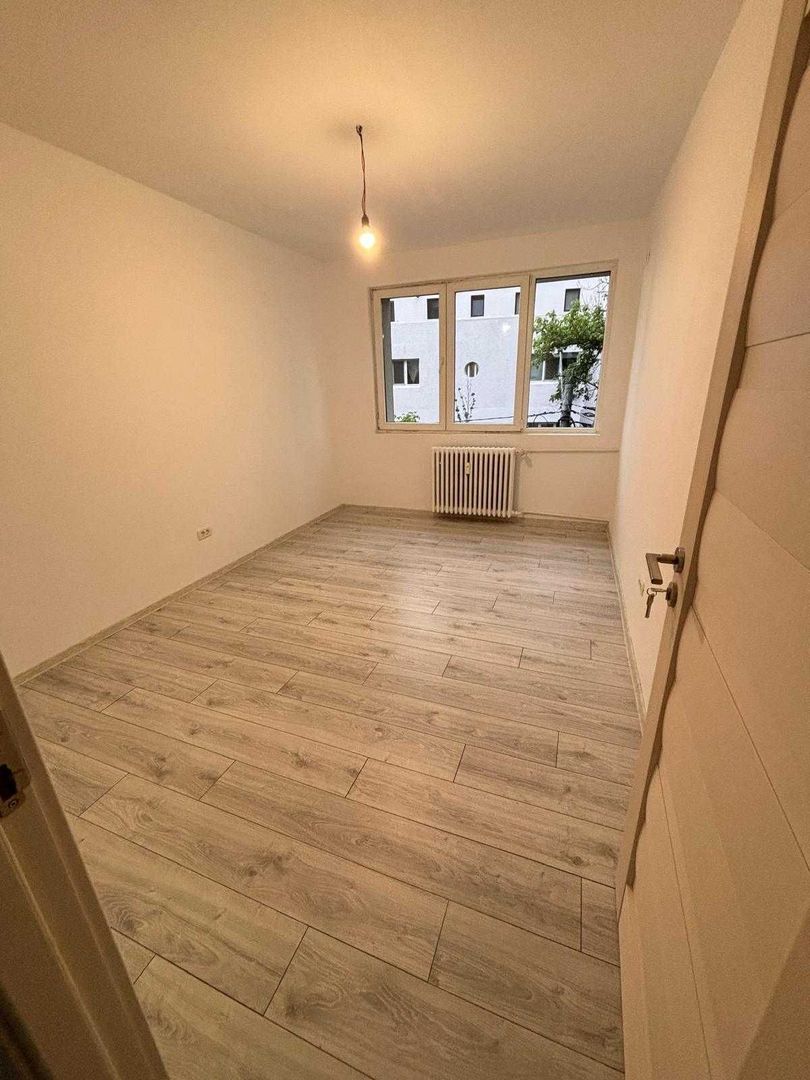 APARTAMENT 3 CAMERE | METROU BASARAB - Poză 4