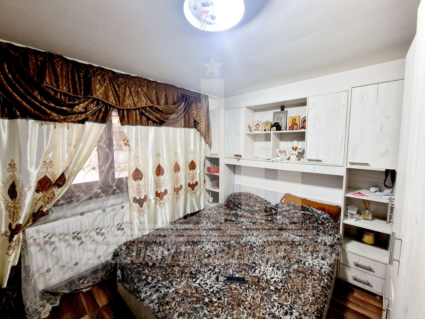 Apartament 2 camere de vanzare, zona Cetate - Poză 2