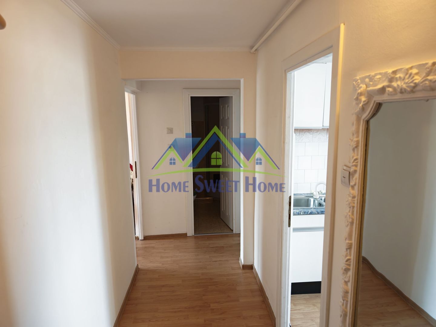 2 camere decomandate în Calan –priveliște superbă și poziție excelenta - Poză 1