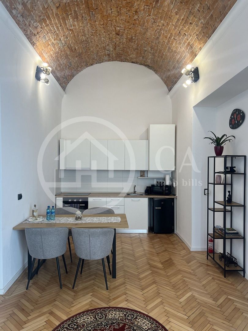 Apartament cu 3 camere de inchiriat ultracentral Oradea - Poză 1