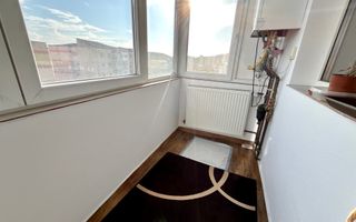 Apartament cu 3 Camere, Decomandat, Zona Mercur - Poză 14