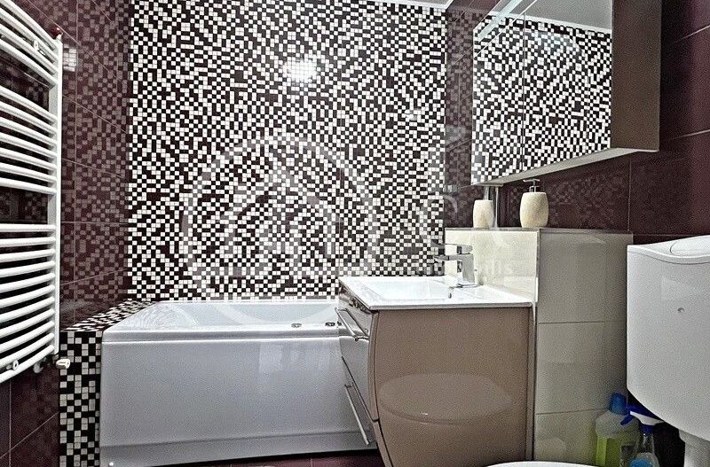 Apartament de închiriat cu 3 camere în zona Decebal, Oradea - Poză 4