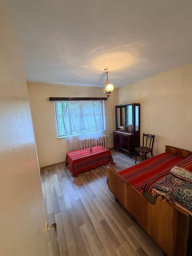 APARTAMENT CU 2 CAMERE DE VÂNZARE | MICRO 18 | PARTER - Poză 5