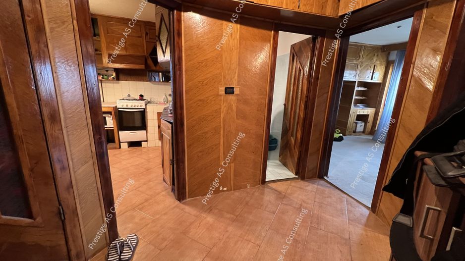 Apartament 3 Camere 2 Bai | Etaj 3 | Zona Soarelui - Poză 3