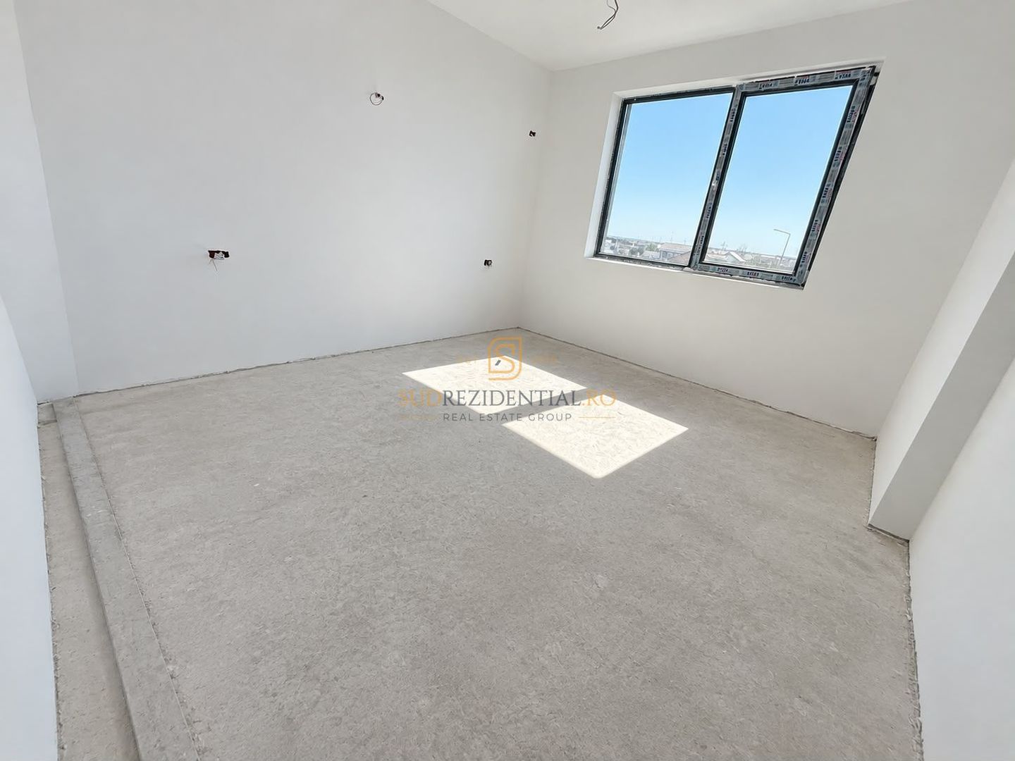 Vila individuala / 4 Camere / 2 Bai / 320 mp teren / Zona linistita - Poză 10