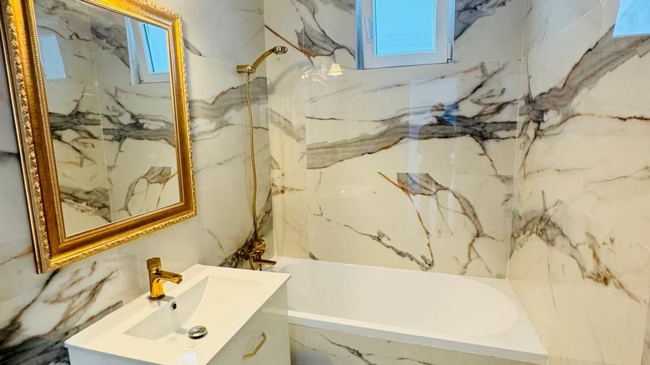 Vanzare apartament luminos de 3 camere, 2 balcoane in Titan-L. Rebreanu-RENOVAT - Poză 2