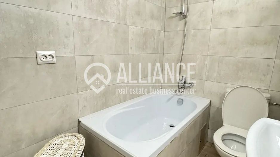 CONSTANTA-DELFINARIU - de inchiriat apartament in vila (COD 08) - Poză 4