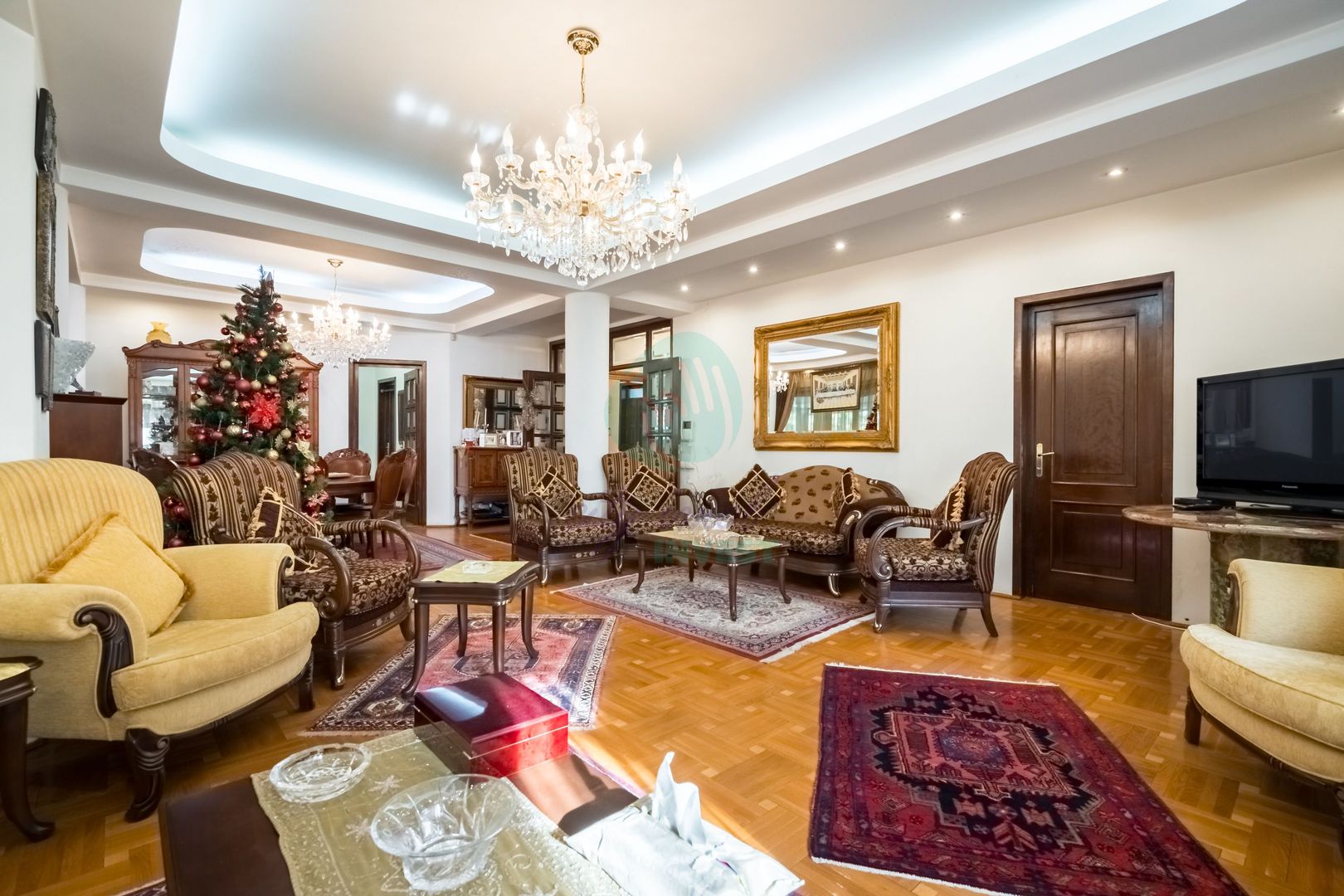 Vila spatioasa in zona Erou Iancu Nicolae - British School - Poză 8