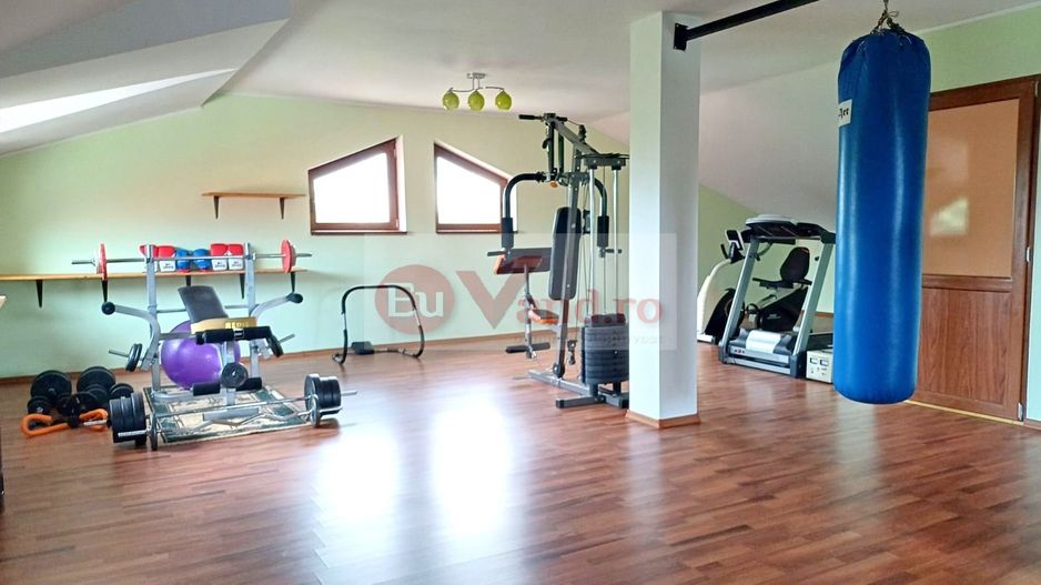 Vila P+1+M, 6 camere, Micro 16, 303 mp utili, teren 406 mp – 272.000 Euro - Poză 4
