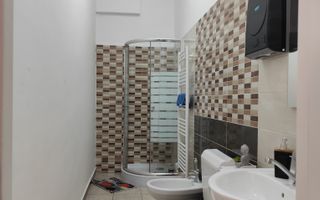 Spatiu birou de inchiriat, situat pe str.I.Vulcan, Oradea - Poză 9