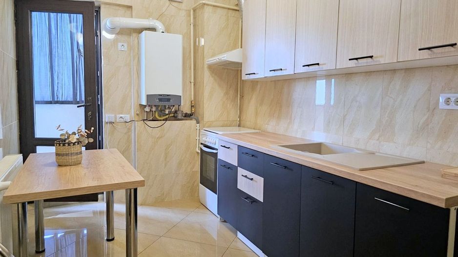 De inchiriat o camera Italian Residence, etaj 9/12, 420 euro - Poză 6
