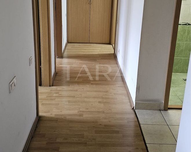 Apartament generos cu 3 camere în zona Dorobanților – Năsăud. - Poză 4