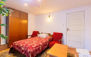 Casă individuală, vedere către Bucegi, la 300 m de Centru, Gară sau Cantacuzino - Poză 20