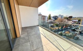 APARTAMENT DEOSEBIT CU 3 CAMERE LA VANZARE CU VEDERE LA LAC - Poză 17