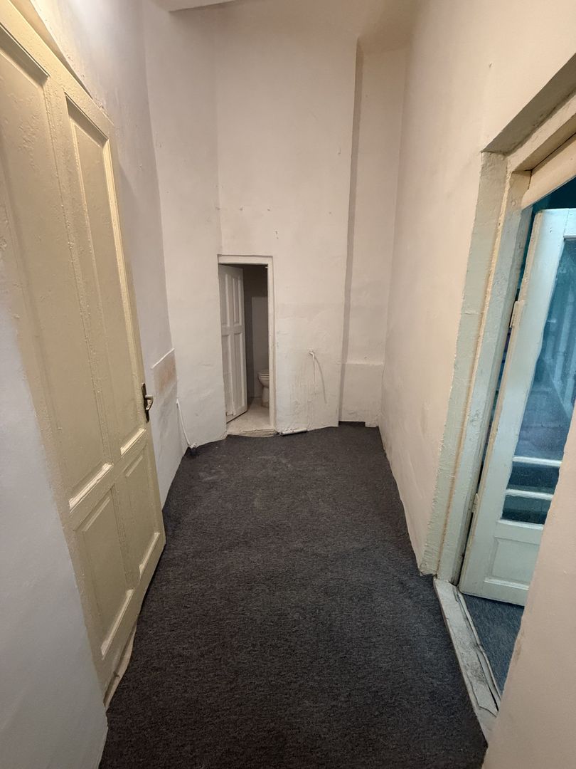 Oferta zilei !!! Garsoniera 33.4 mp utili in Vila - Zona Parcul Carol - Poză 12