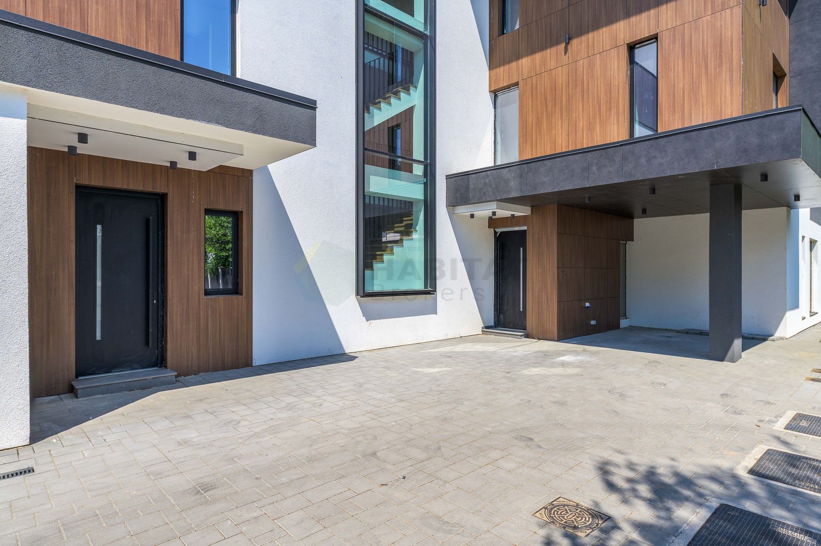 VILA IANCU NICOLAE, stil mediteranean, 5 dormitoare, 3 terase, gradina - Poză 3