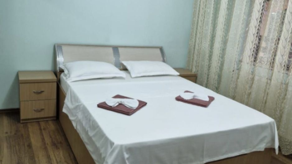 Casa de inchiriat | Snagov | acces direct la lac | ponton propriu - Poză 7