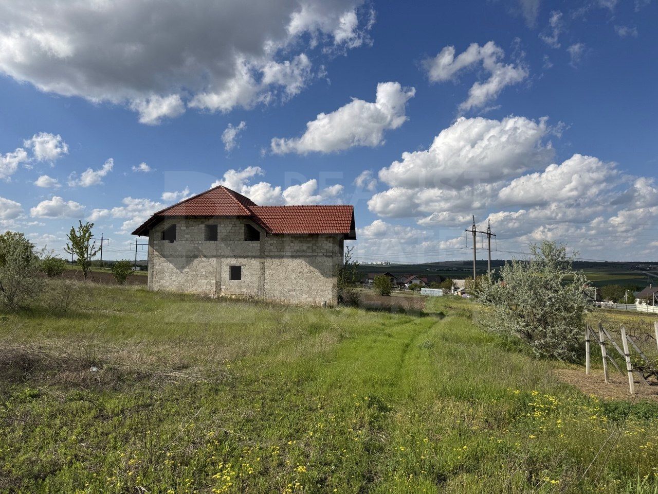 Vânzare, casă 4 camere,  satul Străisteni, com. Băcioi - Poză 3