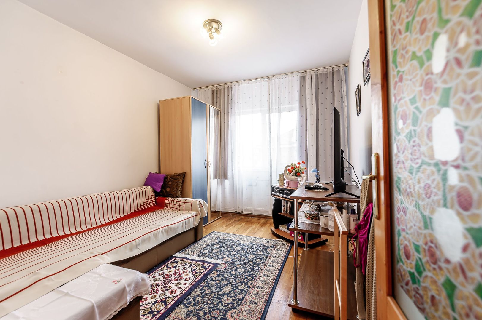 Vandut Apartament cu 3 camere decomandat in Alfa Comision 0 - Poză 5