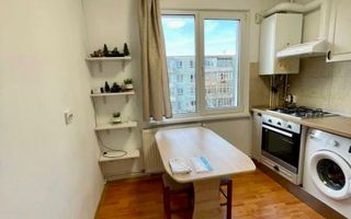 Garsonieră de închiriat | Recent Renovată | Tractorul - Poză 3