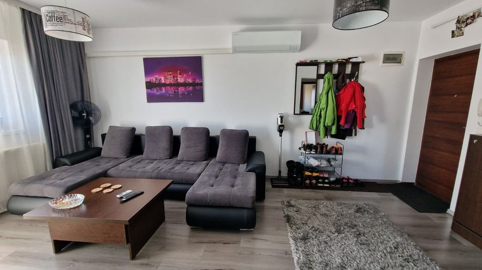 Apartament 3 camere , 2 băi 2 balcoane, Etaj 2, Cartier Turnisor - Poză 3
