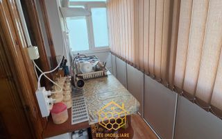 Apartament cu 2 camere transformat in 3 -  spatios - cartier Rovine - Poză 6
