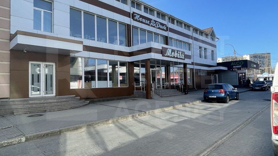 Se oferă spre chirie spațiu comercial, 600 mp, Bălți - Poză 4