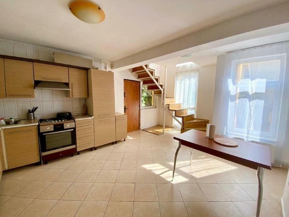 Vila luminoasa Crangasi/ Giulesti,  245 MP construiti, utilitati, 340000 EUR - Poză 3