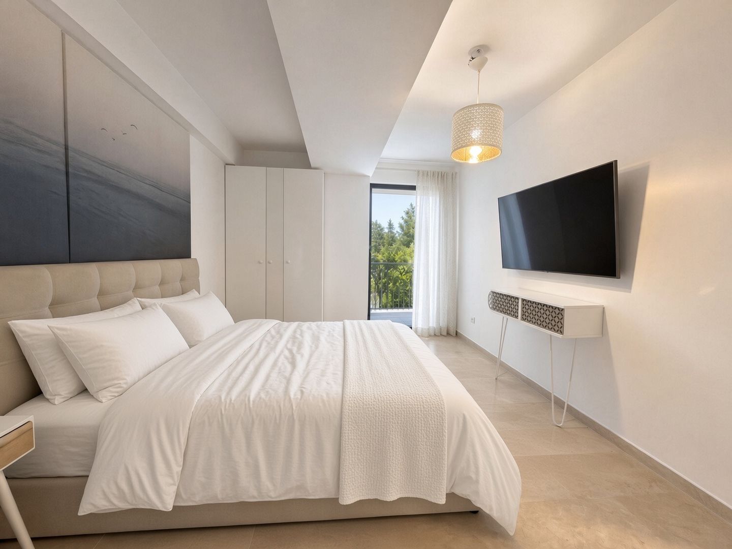 3 camere  langa plaja cu parcare | terasa si vedere la mare - Poză 6