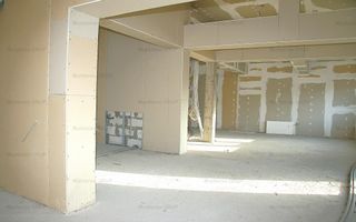 BUFTEA - central, vila D+P+E la pret de apartament - Poză 2