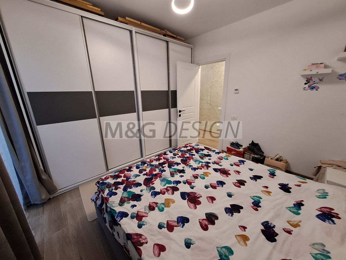 3 camere  bloc nou, 80 mp utili , balcon de 20 m - Poză 19