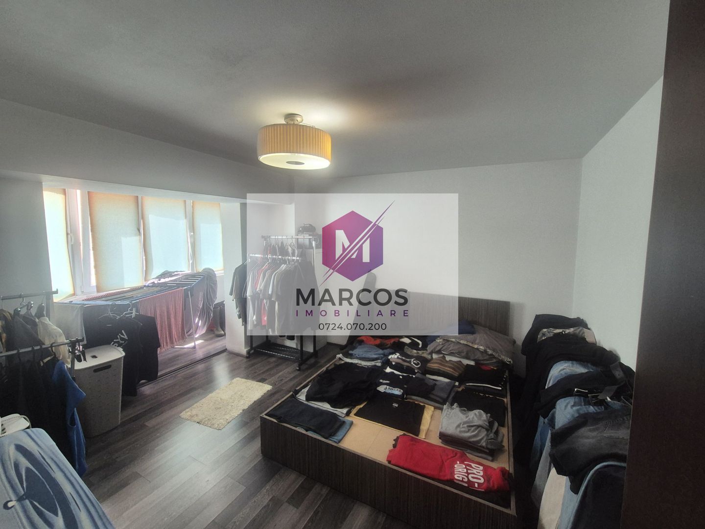 Vand apartament 2 camere Centru - Poză 10
