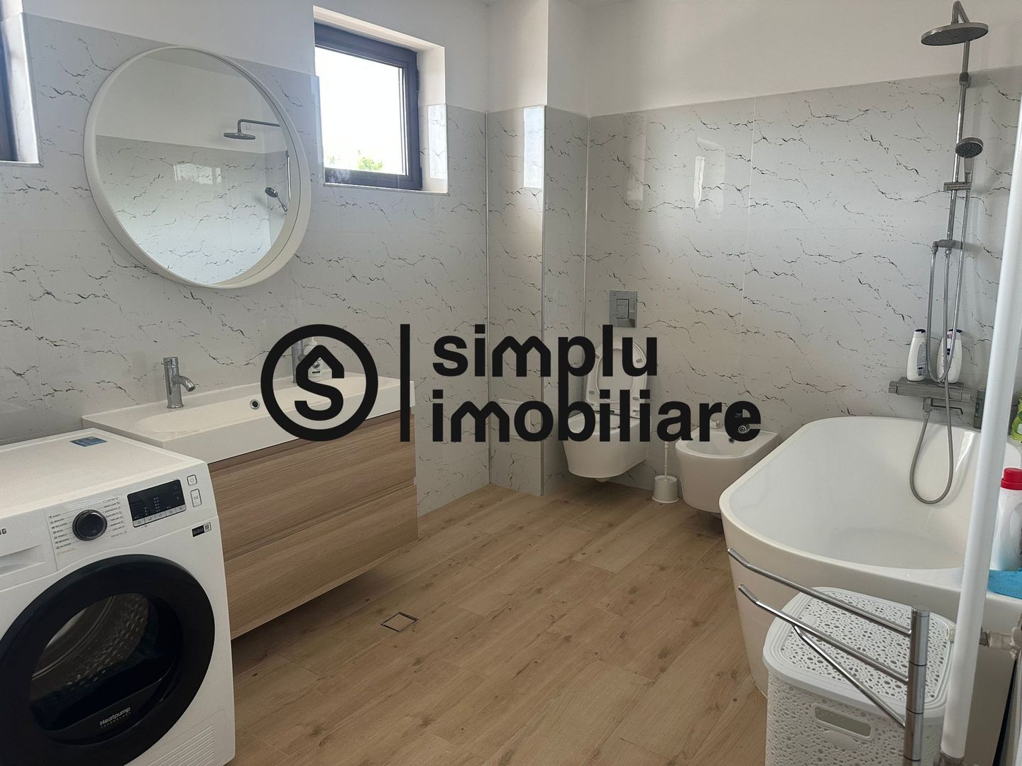 Apartament 3 camere -Centru - Poză 9