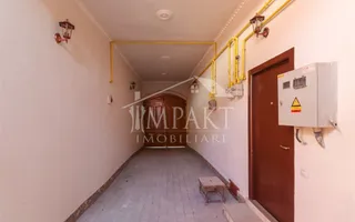 Spațiu comercial ultracentral, vad excelent, 7 încăperi - Poză 15