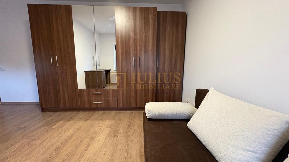 Apartament la curte, 2 băi, loc de parcare, zona linistita, dressing - Poză 8