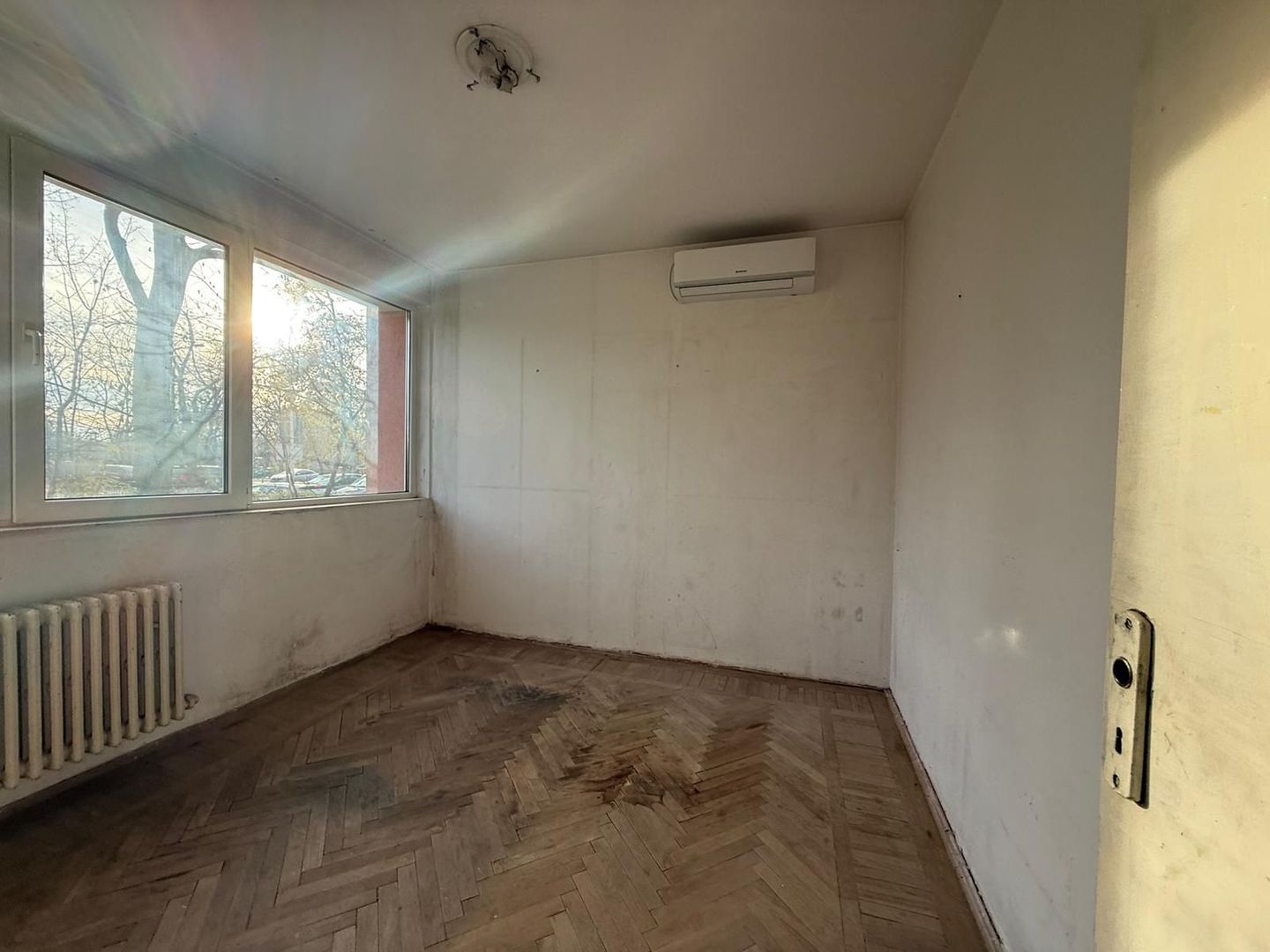 OPORTUNITATE | APARTAMENT 3 CAMERE| BLOC REABILITAT | LÂNGĂ PARCUL IOR | - Poză 4