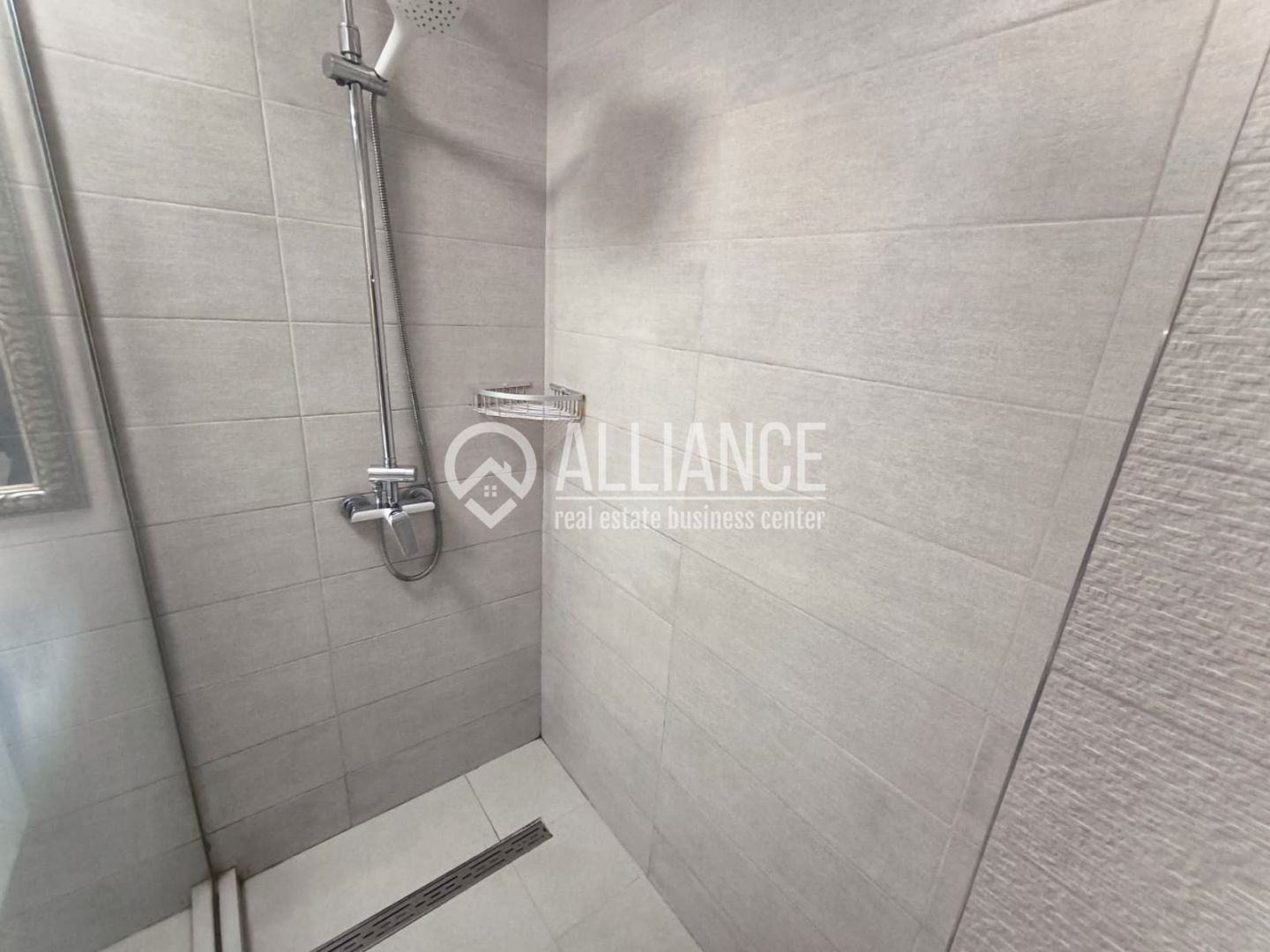 MAMAIA apartament superb cu 2 camere! - Poză 13