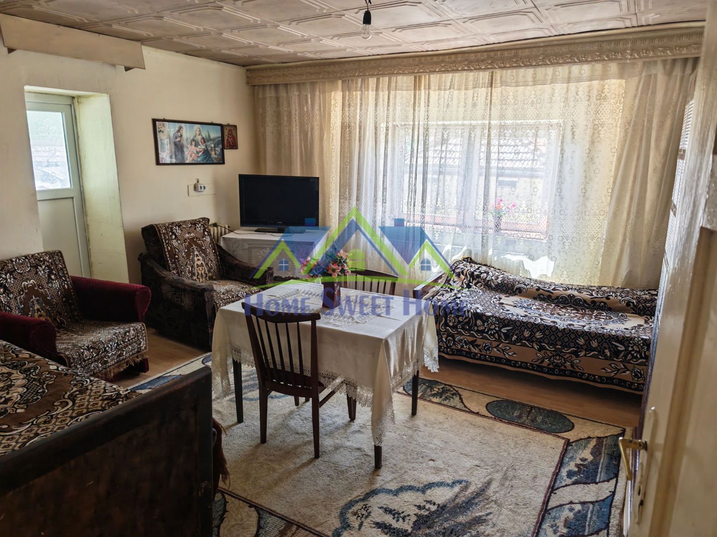 Casa Ghelari, 3 camere, 678mp, baie, buc., termopane, curte si gradina - Poză 9