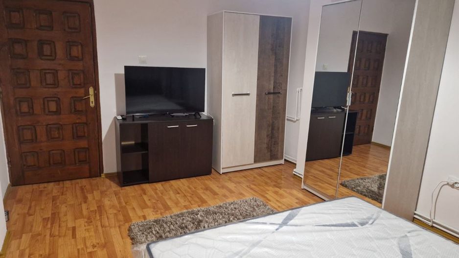 AP. 2 CAMERE 1 MAI, CENTRALA TERMICA, METROU 5 MINUTE, RENOVAT - Poză 2