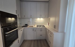 Apartament 3 camere de vânzare - Poză 3
