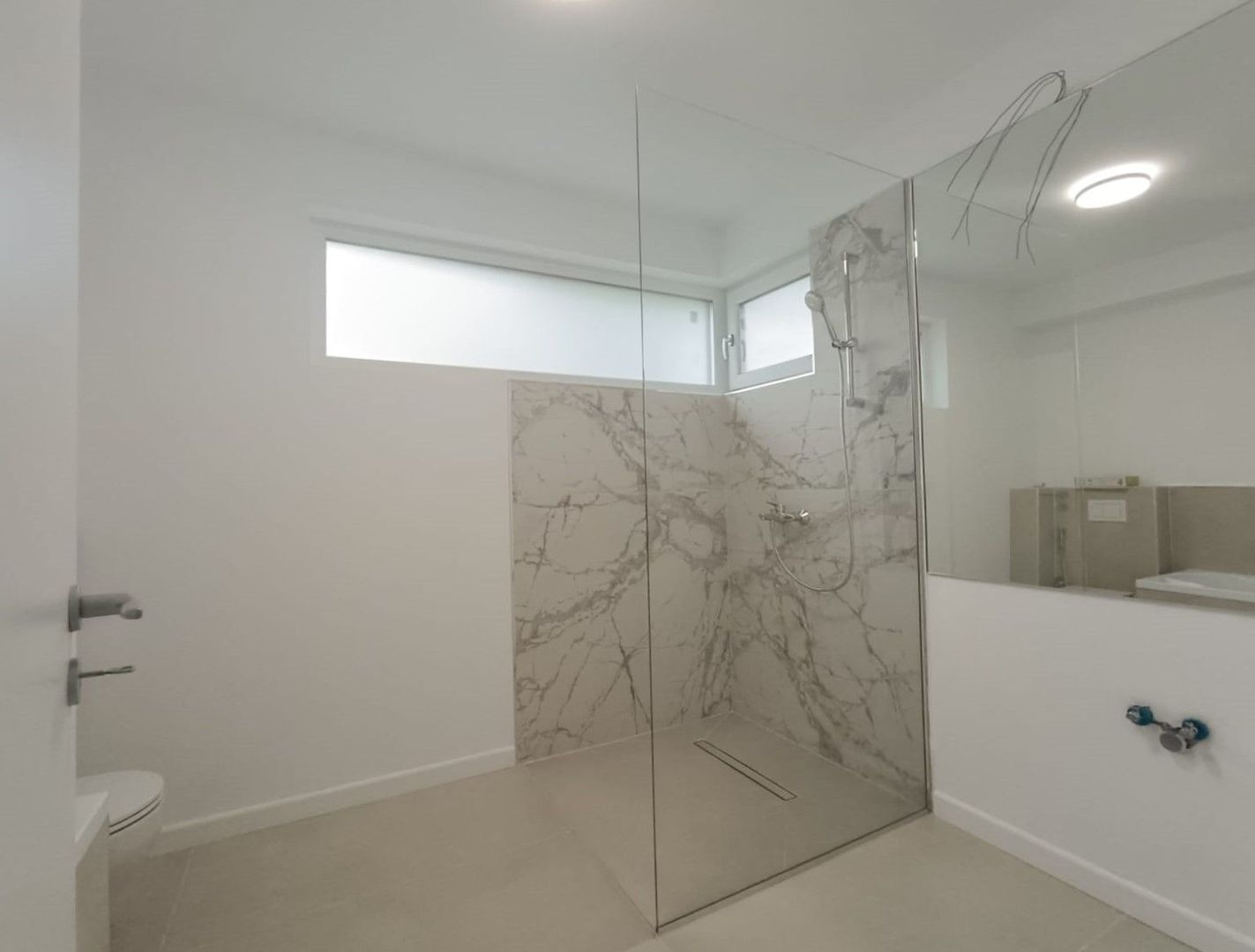 Vanzare casa moderna individuala zona rezidentiala Tunari - Poză 12