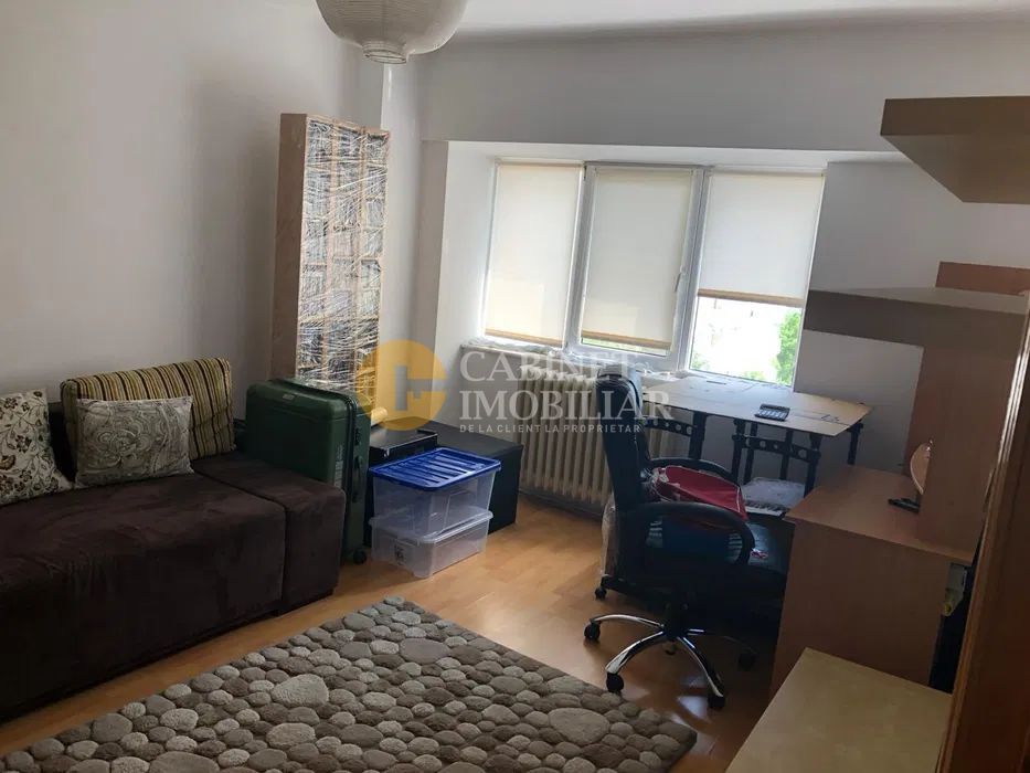 Apartament spațios cu 4 camere (modificat în 3) – Rond Vechi CUG - Poză 3